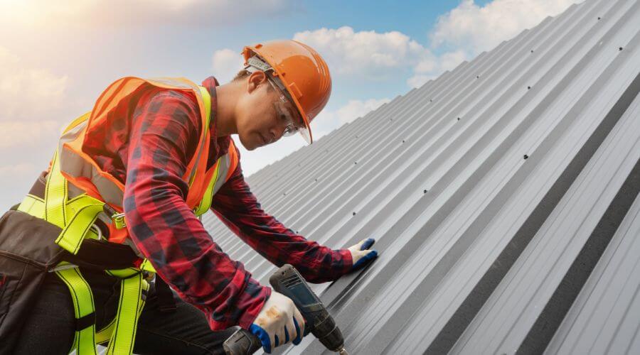 Expert Emergency Roof Repairs services in Newport, NE